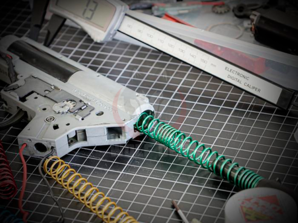 Prometheus Non-Linear Upgrade Spring for Airsoft AEGs (Model: MS110 / Aqua) - Imagen 5